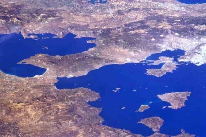Σαρωνικός