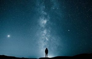 Έλληνες. Ήρθαν από τα άστρα ή βγήκαν από την Γη;