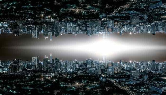 Τα ΠΑΡΑΛΛΗΛΑ ΣΥΜΠΑΝΤΑ της ΠΕΛΑΣΓΙΚΗΣ ΕΥΡΥΝΟΜΗΣ φανταστική απεικόνιση παράλληλου σύμπαντος