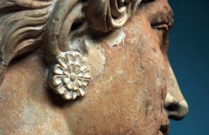 Το Σιδερένιο Γένος γεννήθηκε σε ορισμένες συνθήκες