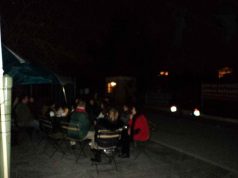 Η παράξενη μορφή στον Βωμό των 12 Θεών Νύχτα, περιφρούρηση στο Βωμό των 12 Θεών