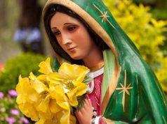 Παρθένος Μαρία και Θεά Αθηνά. Μία Θεία Σύγκλιση Παρθένος Μαρία, άγαλμα