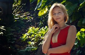 Φτιάξτο μόνη σου: Μάσκα περιποίησης για σύσφιξη και ανόρθωση στήθους.