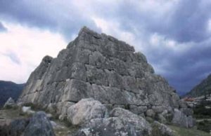 Ελληνικές Πυραμίδες – Η Αρχαιότητά τους Ξεπερνά την Φαντασία Πυραμίδα Ελληνικού