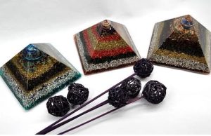 ΟΡΓΟΝΙΤΕΣ. ΣΥΛΛΕΚΤΕΣ ΒΙΟ-ΕΝΕΡΓΕΙΑΣ. ΓΙΑ ΠΟΙΟΥΣ ΟΜΩΣ; οργονίτες