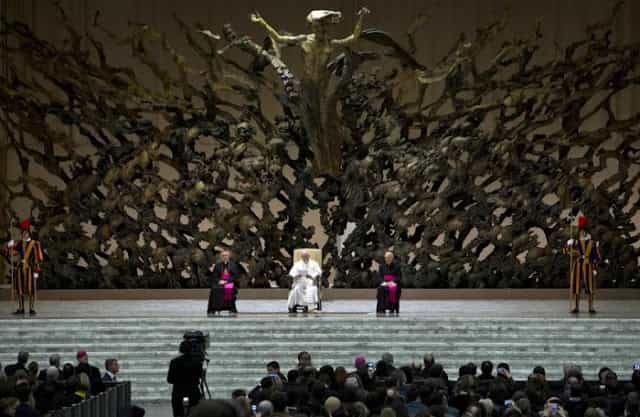 Η Αίθουσα του Θρόνου στο Βατικανό