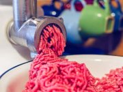 Ξέχασες να ξεπαγώσεις τον κιμά; Αυτό είναι το ΑΠΙΣΤΕΥΤΟ ΚΟΛΠΟ που θα σου λύσει τα χέρια κιμάς