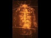 Σινδόνη του Τορίνου: Η Αποκάλυψη του DNA Ανατρέπει Ξανά τα Δεδομένα Εικόνα του Ιησού Χριστού από την Ιερά Σινδόνη