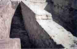 Άποψη της αρχαίας δεξαμενής της Καμίρου