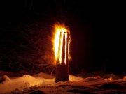 ΓΙΑΤΙ ΤΟ ΧΕΙΜΕΡΙΝΟ ΗΛΙΟΣΤΑΣΙΟ ΔΕ ΣΧΕΤΙΖΕΤΑΙ ΜΕ ΤΟΝ «ΤΡΙΕΣΠΕΡΟ ΗΡΑΚΛΗ» Κούτσουρο Yule καύση τελετουργικό