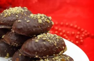 Οι Θεϊκοί Κουραμπιέδες με Σοκολάτα, του Στέλιου Παρλιάρου κουραμπιέδες με σοκολάτα