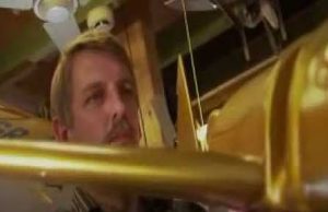 Αρχαίο «μοντέλο αεροπλάνου» πετάει κανονικά, σε αντίγραφο μεγαλύτερης κλίμακας