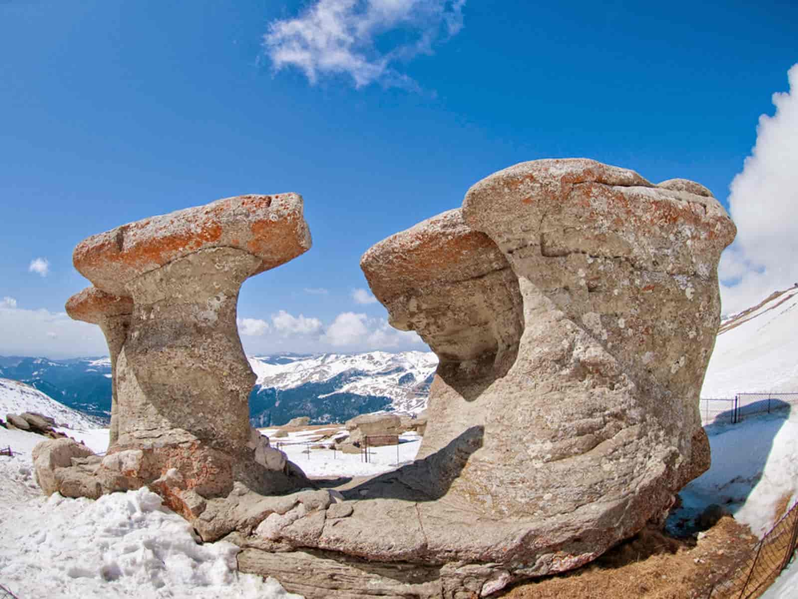 Βάση Εξωγήινων Γιγάντων Ανακαλύφθηκε στα όρη Bucegi της Ρουμανίας