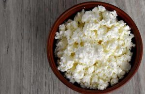 Το υγιεινότερο πρωινό για να καθαρίσουμε το σώμα μας από τοξίνες και να χάσουμε έως και 5 κιλά σε ένα μήνα