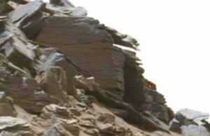 Σαν ένα Δρακόσπιτο στον πλανήτη Άρη με καμάρα στην είσοδο