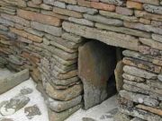 Αγρότης ανακάλυψε πέτρινο πέρασμα που τον οδήγησε στα απομεινάρια ενός αρχαίου πολιτισμού, στην Σκωτία