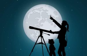 Ο Ήλιος είναι Ψεύτικος και το Φεγγάρι Ζωντανό Μένα με τηλεσκόπιο δείχνει στην κόρη της πως Ο Ήλιος είναι Ψεύτικος και το Φεγγάρι Ζωντανό