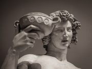 Η Ανάσταση του Διονύσου στην Αρχαία Ελλάδα Πορτρέτο άγαλμα Διονύσου