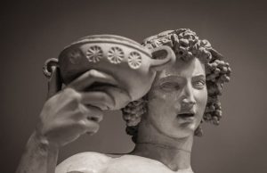 Η Ανάσταση του Διονύσου στην Αρχαία Ελλάδα Πορτρέτο άγαλμα Διονύσου