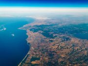 Ο χάρτης Πίρι Ρέις, ίσως, δείχνει διαστημική τεχνολογία αρχαίων Ελλήνων Δορυφορική άποψη του ορίζοντα του πλανήτη Γη