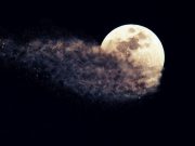 Το Αστροσκάφος Σελήνη Ανήκει στους Ολύμπιους