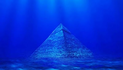 Υποβρύχιες πυραμίδες
