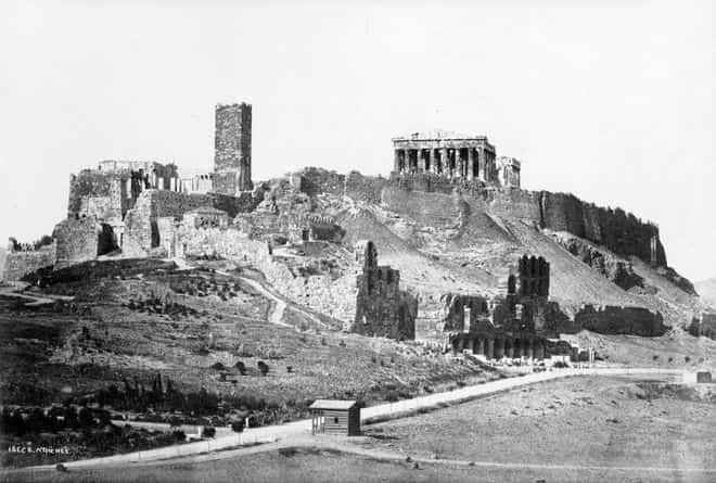 Ο Άγνωστος και Χαμένος Πύργος της Ακρόπολης (εικόνες)