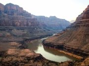 Ινδιάνοι Χόπι. Οι πρόγονοί μας ήρθαν μέσα από τη Γη Ινδιάνοι Χόπι. Οι πρόγονοί μας ήρθαν μέσα από τη Γη