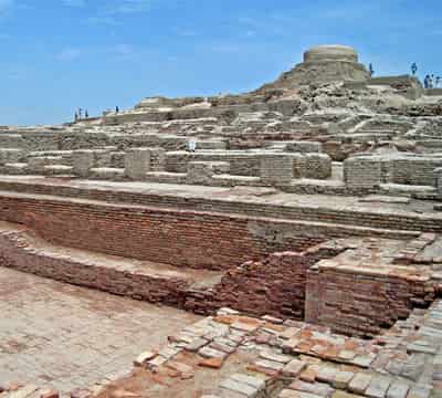 Mohenjo Daro - Πυρηνικός Πόλεμος το 2.000 π.Χ...