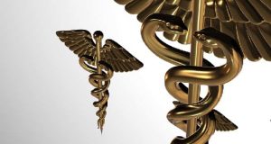 Ορισμοί του Ερμή του Τρισμέγιστου στον Ασκληπιό κηρύκειον. Σύμβολο ερμή τρισμέγιστου