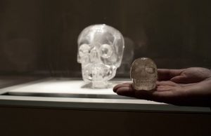 Κρυστάλλινα Κρανία. Τα «Απαγορευμένα» Μυστικά τους Κρυστάλλινα Κρανία. Τα «Απαγορευμένα» Μυστικά τους