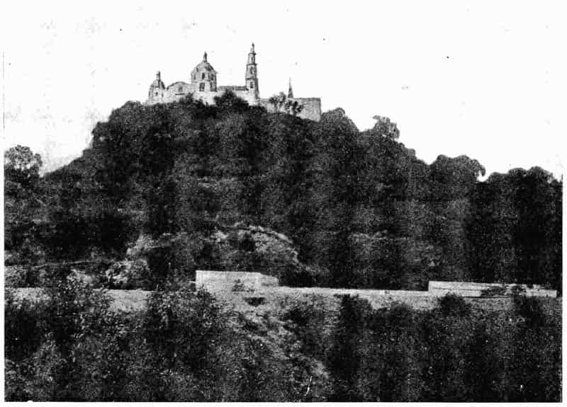 Cholula: Μία από τις Μεγαλύτερες Πυραμίδες του Κόσμου Κρυμμένη Μέσα σε ένα Βουνό