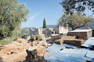 ΑΙΣΧΟΣ: Βρήκαν το Παλάτι του Οδυσσέα… Και όμως το εγκατέλειψαν!!!  