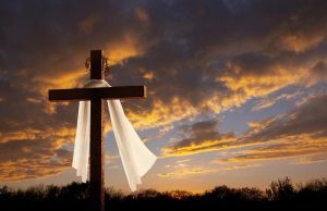 Η NASA Ανέλυσε τ’ Αποτυπώματα του Χριστού στην Ιερά Σινδόνη Σταυρός και Ιερά Σινδόνη