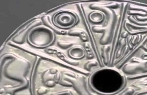 Ο «Γενετικός Δίσκος» που Άφησαν οι Εξωγήινοι για να «Γίνουν» οι Άνθρωποι