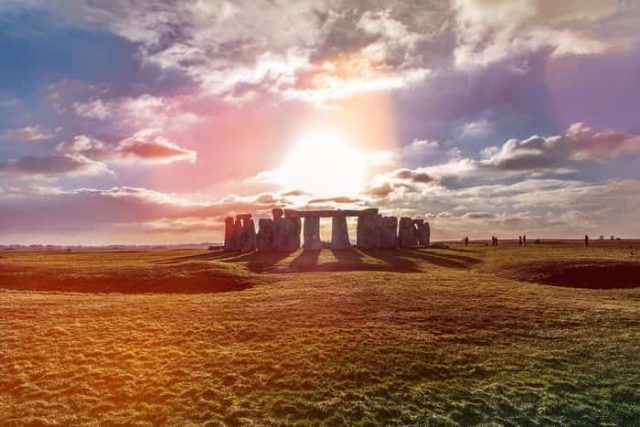 Στόουνχεντζ στον ήλιο, Wiltshire της Αγγλίας