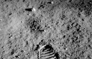 Να ΓΙΑΤΙ δεν ΕΠΕΣΤΡΕΨΑΝ στην ΣΕΛΗΝΗ. Τι ΥΠΟΣΤΗΡΙΖΕΙ η NASA (απόρρητες εικόνες)