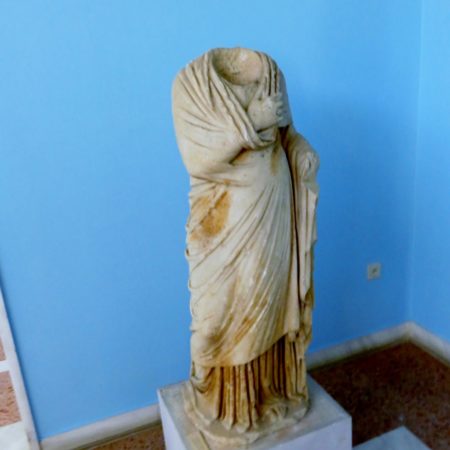 Η Τήνος του Διόνυσου, της Δήμητρας, του Ποσειδώνα, της Αμφιτρίτης και της Μεγαλόχαρης