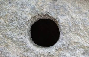 Επιστήμονες έσκαψαν τρύπα 12 χλμ. Τι ανακάλυψαν