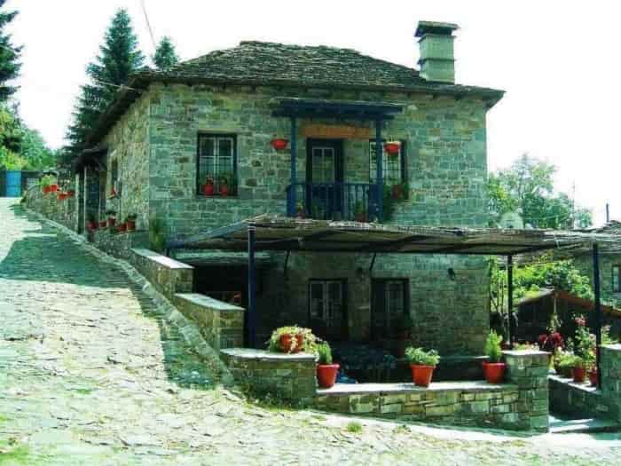 25 ονειρεμένα σπιτάκια στα βουνά της Ελλάδας που ΘΑ ΘΕΣ ΝΑ ΜΕΤΑΚΟΜΙΣΕΙΣ ΤΩΡΑ !!!