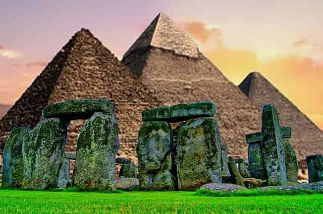 Δείτε τι Συμβαίνει Αν Ενώσουμε το Stonehenge και τις Πυραμίδες της Αιγύπτου σε ΜΙΑ ΝΟΗΤΗ ΕΥΘΕΙΑ!!!