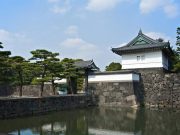 Ανακάλυψαν στο Αυτοκρατορικό Παλάτι του Τόκιο Μεταλλικούς Σφιγκτήρες που θα μπορούσαν να Τινάξουν Συθέμελα την Παγκόσμια Ιστορία Παλάτι του Τόκιο