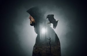 Βρετανός πράκτορας ισχυρίζεται ότι η κυβέρνηση τον έστειλε στο έτος 8973 μέσω μιας μυστικής μηχανής του χρόνου