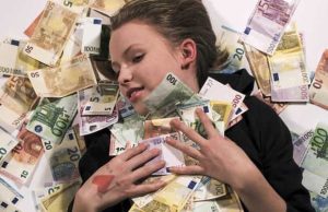 Η ημερομηνία γέννησής μας δείχνει αν θα έχουμε πολλά χρήματα