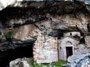 Το μακάβριο εύρημα στην Σπηλιά του Νταβέλη που βρίσκεται σε Μουσείο και λίγοι γνωρίζουν Το μακάβριο εύρημα στην Σπηλιά του Νταβέλη που βρίσκεται σε Μουσείο και λίγοι γνωρίζουν