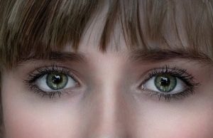 Γιατί οι Άνθρωποι Έχουν ΚαστανοΠράσινα Μάτια και τι Σημαίνει;