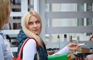 Προσέλκυσε Χρήμα: Βάλε σε Αλουμινόχαρτο ΑΥΤΟ και Μετά στο Πορτοφόλι σου