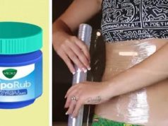 Έβαλε Vicks στην Κοιλιά της και την Τύλιξε με Διάφανη Μεμβράνη. Μια Ώρα Μετά ΔEN Πίστευε στα Μάτια της Έβαλε Vicks στην Κοιλιά της και την Τύλιξε με Διάφανη Μεμβράνη