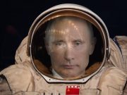 Γιατί ο Πούτιν δεν κουνάει το δεξί χέρι όταν περπατάει