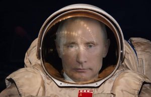 Γιατί ο Πούτιν δεν κουνάει το δεξί χέρι όταν περπατάει